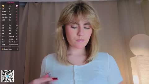 Melissa online show from November 18, 6:12 pm