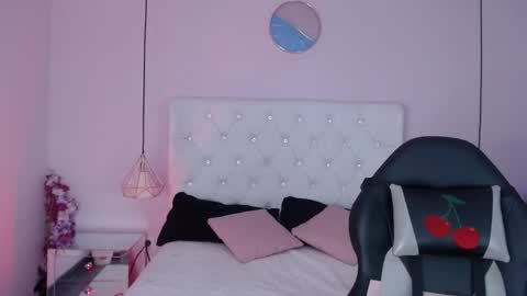 Vivi online show from October 10, 3:27 am