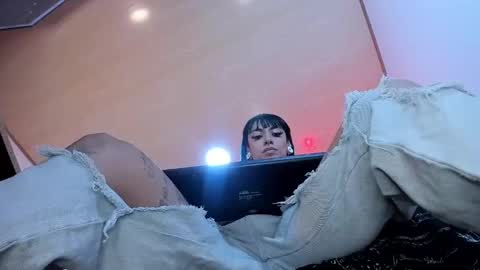 Snapshot of vivi_honey_ chatting on February 6, 8:50 am IGkarol navarret3 online show from February 6, 8:50 am