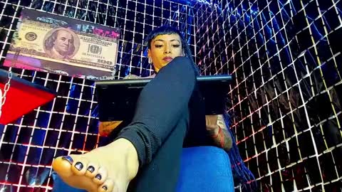 Snapshot of vivi_honey_ chatting on March 3, 3:53 pm IGkarol navarret3 online show from March 3, 3:53 pm