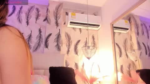 Viviana  online show from November 10, 12:20 am