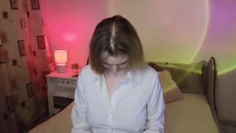 vivian_alison online show from December 2, 6:25 pm