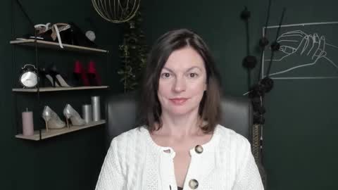 Vivian online show from October 10, 7:51 am