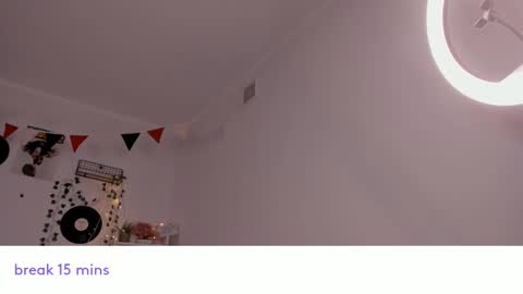 Snapshot of vivian_qwerty chatting on February 1, 7:26 am vivian_qwerty online show from February 1, 7:26 am