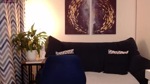 Snapshot of vivian_soul chatting on October 9, 6:17 pm Vivian online show from October 9, 6:17 pm