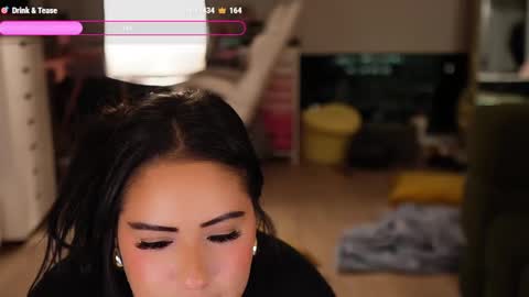 Snapshot of vivianaortega chatting on December 3, 6:04 am Vivi online show from December 3, 6:04 am