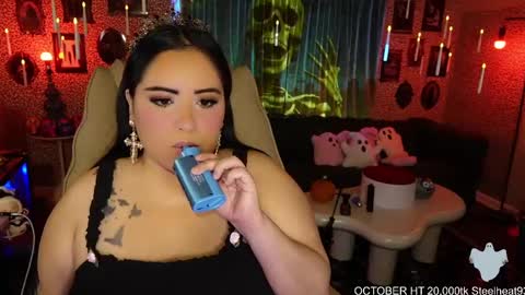 Snapshot of vivianaortega chatting on October 9, 1:36 am Vivi online show from October 9, 1:36 am