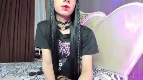 Vivian online show from February 18, 3:10 am