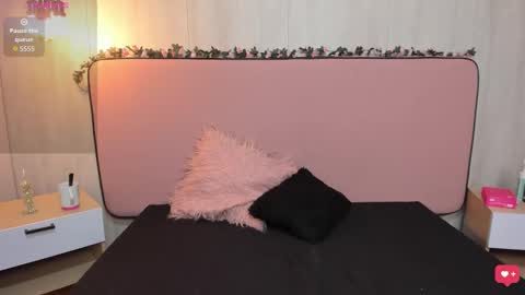 Vivian online show from September 22, 11:56 am