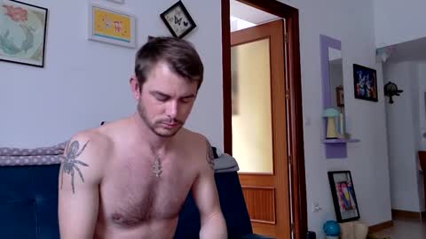 Snapshot of vivid_ether chatting on February 25, 9:31 am Viv online show from February 25, 9:31 am