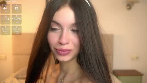 Nelly and Mari online show from October 30, 7:21 am