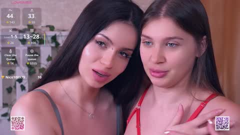 Nelly and Mari online show from March 9, 7:01 am