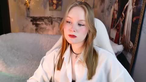 Vivien online show from March 12, 5:24 am