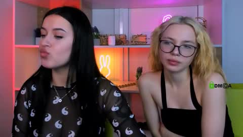 vivy_star online show from November 15, 9:28 am