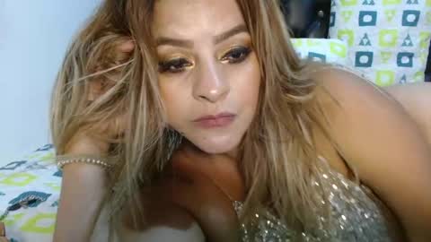 Snapshot of vkleiin chatting on November 15, 11:43 pm Venus online show from November 15, 11:43 pm