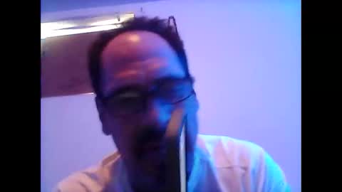 Snapshot of vknow chatting on February 17, 3:42 pm vknow online show from February 17, 3:42 pm