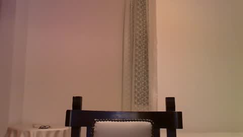 Snapshot of volve5 chatting on December 1, 4:29 pm volve5 online show from December 1, 4:29 pm