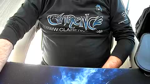 Snapshot of vonele chatting on October 27, 1:04 pm Vonn online show from October 27, 1:04 pm