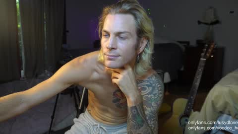 Voodoo and Lucy online show from October 2, 2:29 am