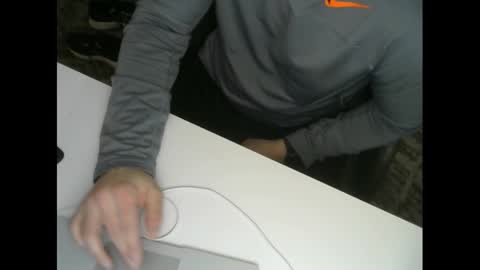 Snapshot of voterki796 chatting on January 27, 3:04 am voterki796 online show from January 27, 3:04 am