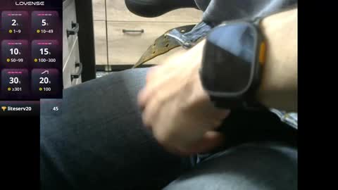 Snapshot of voterki796 chatting on September 10, 6:30 pm voterki796 online show from September 10, 6:30 pm