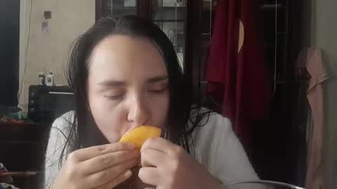 voulezvous_angel online show from November 6, 1:50 am