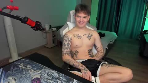 Snapshot of vova_belkin_ chatting on November 27, 1:57 pm vova online show from November 27, 1:57 pm