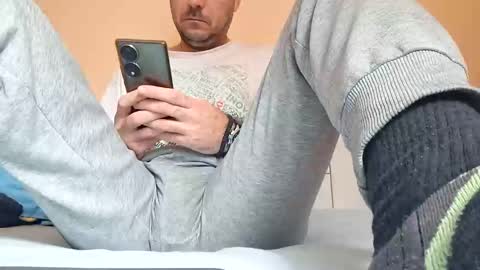 Snapshot of vozd chatting on February 17, 11:13 am sweetcock online show from February 17, 11:13 am