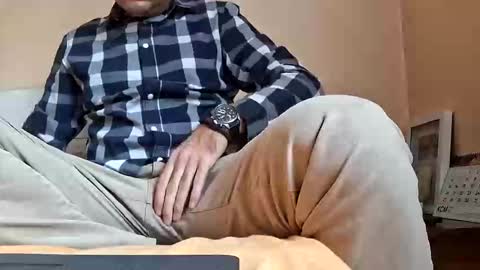 Snapshot of vozd chatting on November 13, 10:25 am sweetcock online show from November 13, 10:25 am