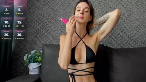 vvalkyriee online show from September 20, 1:12 pm