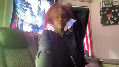 vveejay online show from October 18, 5:35 pm