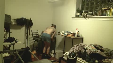 VyeletSkyes online show from November 21, 7:18 am