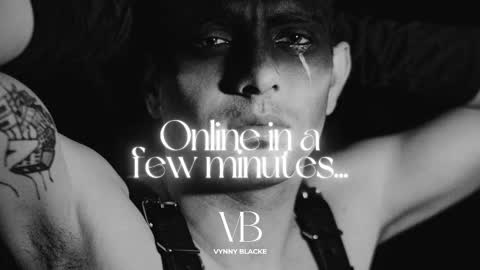 Snapshot of vynny_blacke_ chatting on November 1, 9:17 pm Vynny Blacke online show from November 1, 9:17 pm