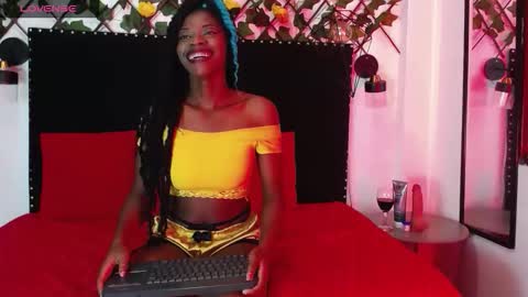 Snapshot of vzoeycooper chatting on September 21, 3:41 am Zoey online show from September 21, 3:41 am