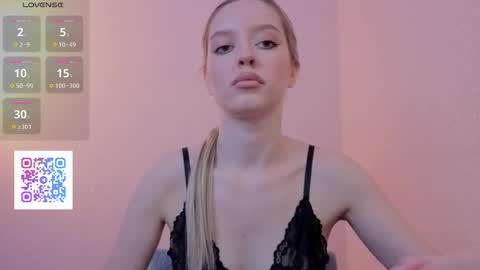 w_pickmebabby_w online show from November 6, 8:43 pm