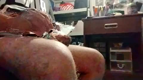 Snapshot of waffywaff77 chatting on January 27, 3:58 am waffywaff77 online show from January 27, 3:58 am