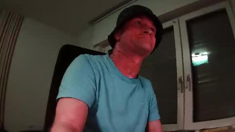 Snapshot of wailersgun chatting on December 5, 6:55 pm wailersgun online show from December 5, 6:55 pm