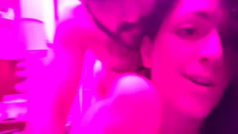 Snapshot of wakehimup chatting on October 17, 7:44 am wakehimup online show from October 17, 7:44 am