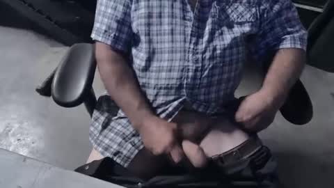 Snapshot of wakesblowinclouds chatting on October 3, 10:34 am wakesblowinclouds online show from October 3, 10:34 am