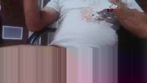 Hothardick online show from April 18, 4:05 am