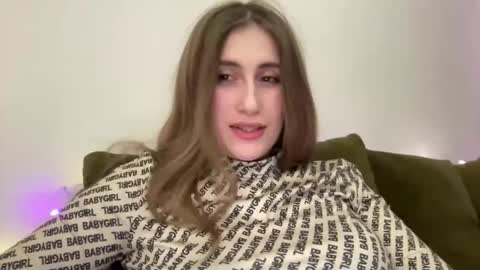 walkiria19 online show from March 11, 7:42 pm