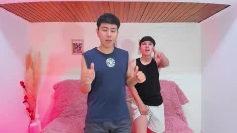 Hi  I am Venus kloy Thiago online show from September 11, 2:22 am