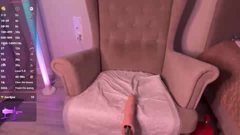 Walt Enjoy online show from October 22, 5:45 pm