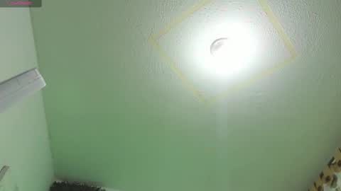 Snapshot of wanda_liones chatting on March 2, 12:32 pm Wanda online show from March 2, 12:32 pm