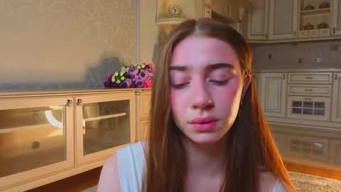 hello guys im Lilian online show from September 22, 3:08 am