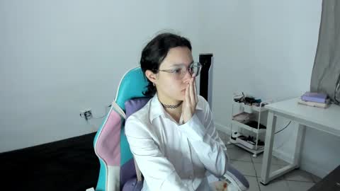 Wanda online show from March 7, 11:18 am