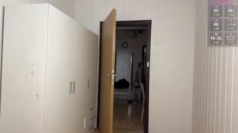 new online show from January 22, 11:12 am