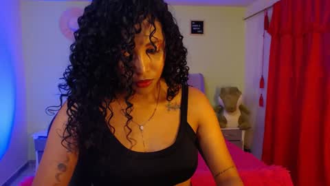 Snapshot of warisgoddes chatting on December 2, 11:07 pm EMILY online show from December 2, 11:07 pm