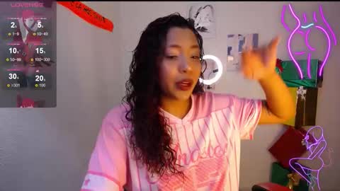 Snapshot of warisgoddes chatting on November 17, 9:04 am EMILY online show from November 17, 9:04 am