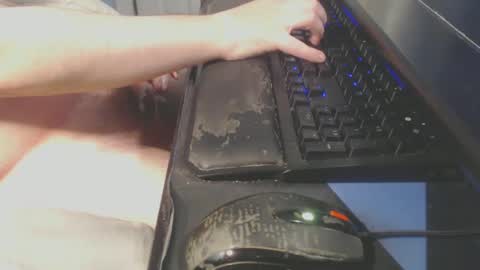 Snapshot of warking77 chatting on October 9, 12:30 am Jerry online show from October 9, 12:30 am